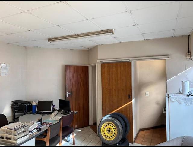 BUSINESS PROPERTY TO RENT IN SYDENHAM